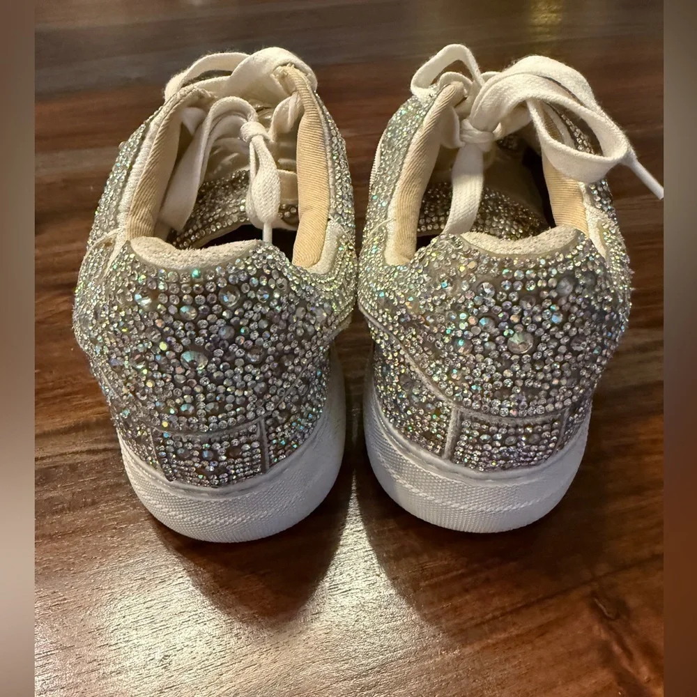 Betsey Johnson put little